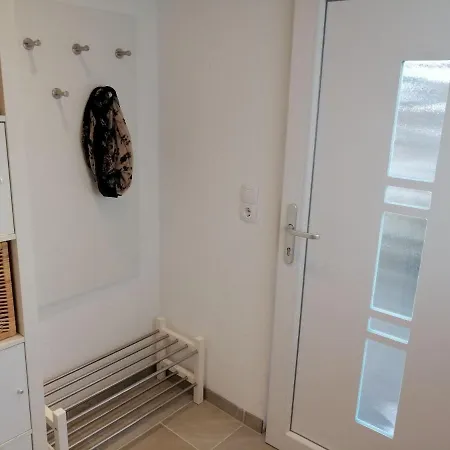 Knebel Apartment *